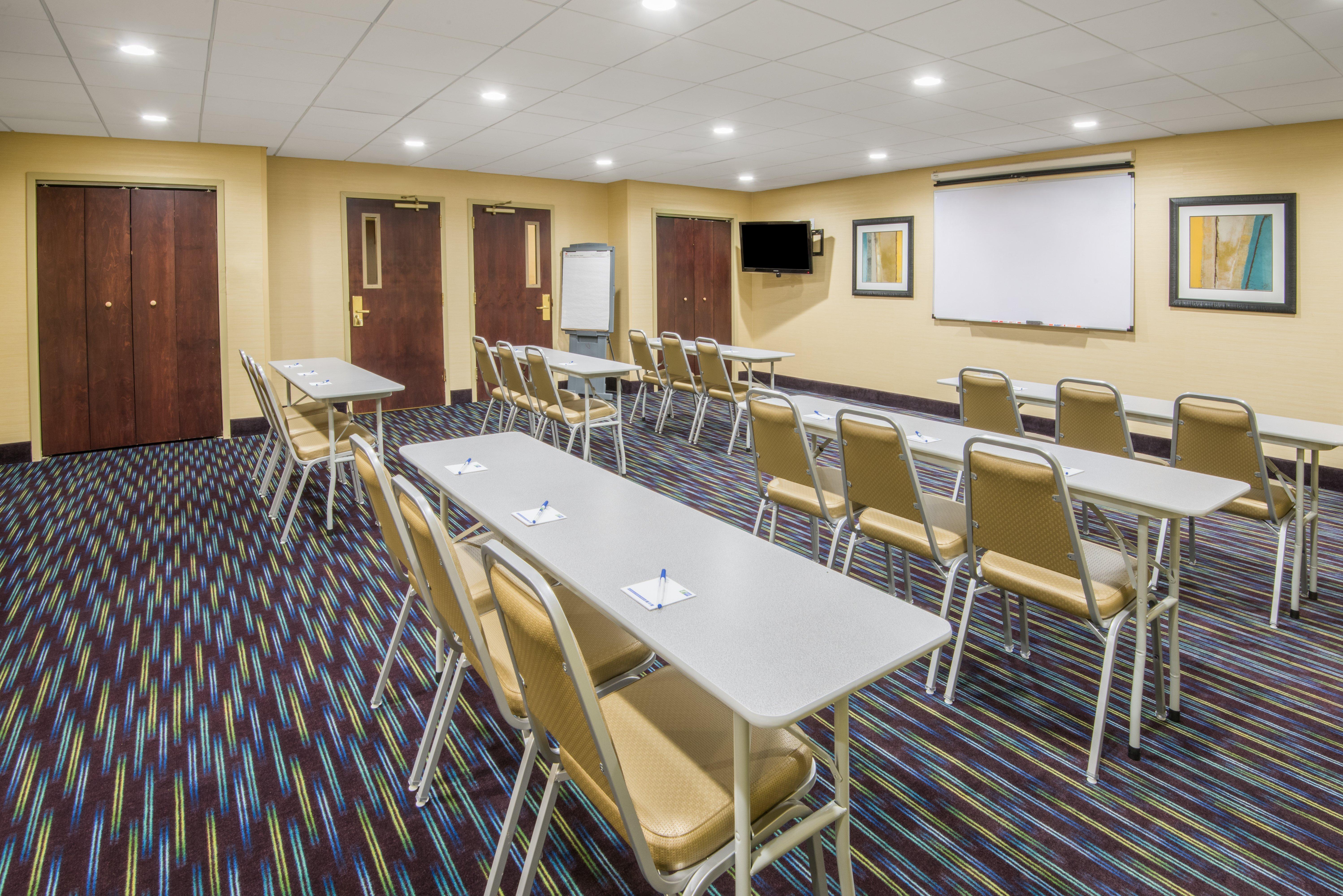 Holiday Inn Express Hotel & Suites Ashland By Ihg Extérieur photo